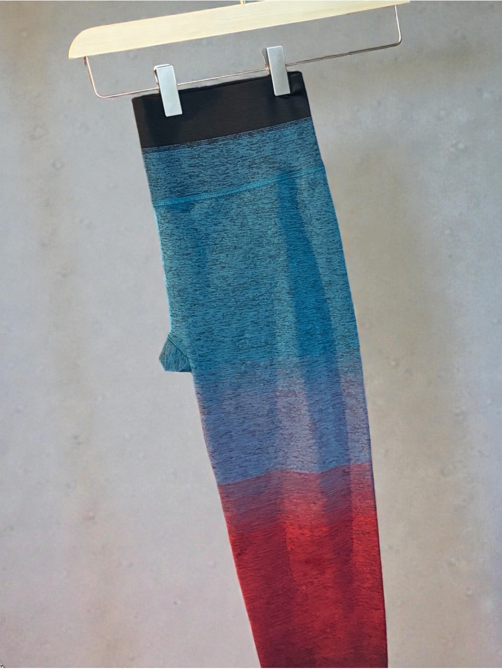 Athleta Teal and Black Capri Leggings